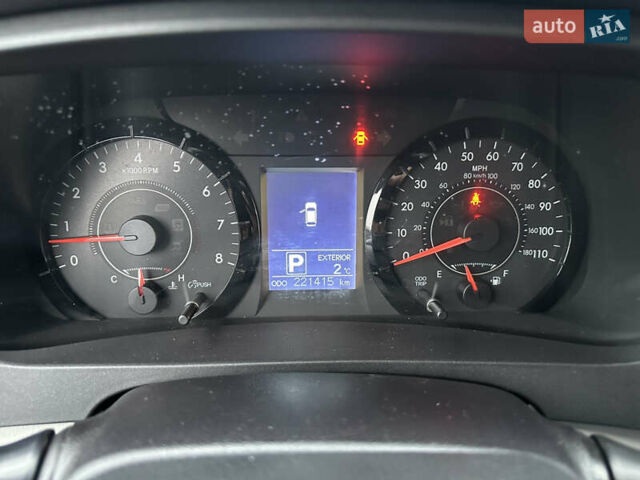 Білий Тойота Сієнна, об'ємом двигуна 3.46 л та пробігом 221 тис. км за 15500 $, фото 11 на Automoto.ua