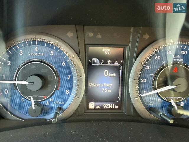 Белый Тойота Сиенна, объемом двигателя 3.46 л и пробегом 92 тыс. км за 24600 $, фото 22 на Automoto.ua