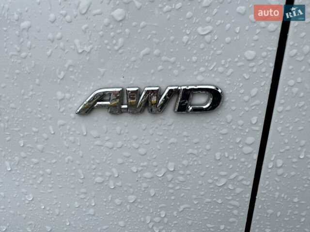 Білий Тойота Сієнна, об'ємом двигуна 3.46 л та пробігом 124 тис. км за 24990 $, фото 8 на Automoto.ua