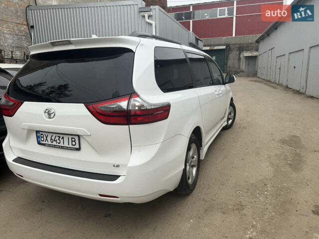 Білий Тойота Сієнна, об'ємом двигуна 3.5 л та пробігом 87 тис. км за 18900 $, фото 12 на Automoto.ua