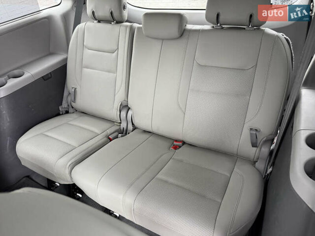 Білий Тойота Сієнна, об'ємом двигуна 3.46 л та пробігом 124 тис. км за 24990 $, фото 28 на Automoto.ua