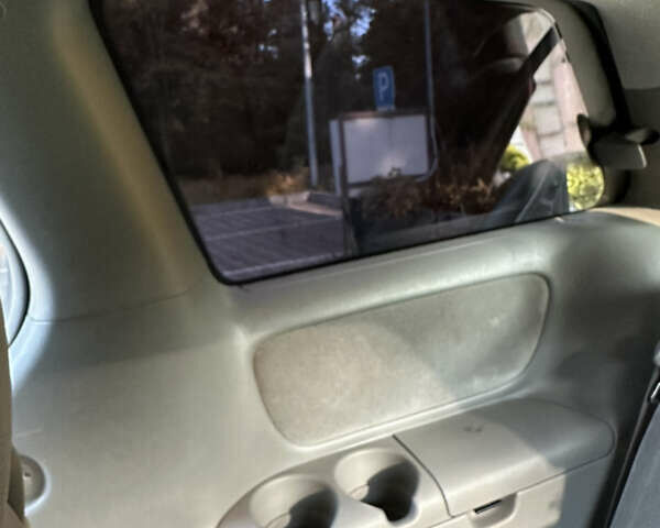 Бежевый Тойота Сиенна, объемом двигателя 3.5 л и пробегом 375 тыс. км за 9800 $, фото 77 на Automoto.ua