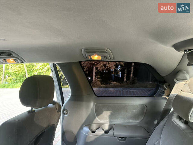 Бежевый Тойота Сиенна, объемом двигателя 3.5 л и пробегом 375 тыс. км за 9800 $, фото 68 на Automoto.ua