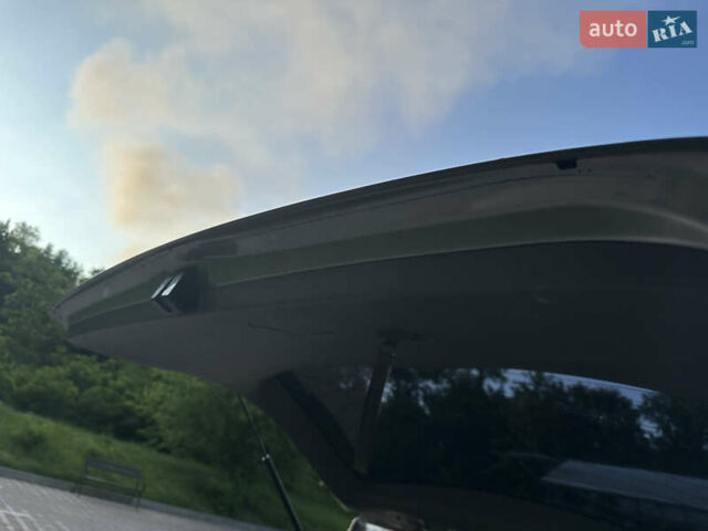 Бежевый Тойота Сиенна, объемом двигателя 3.5 л и пробегом 375 тыс. км за 9800 $, фото 31 на Automoto.ua