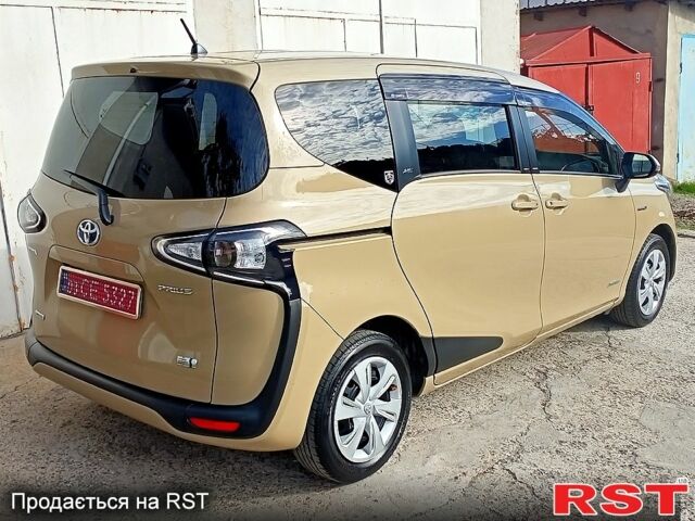 Бежевый Тойота Сиенна, объемом двигателя 1.5 л и пробегом 60 тыс. км за 16500 $, фото 2 на Automoto.ua