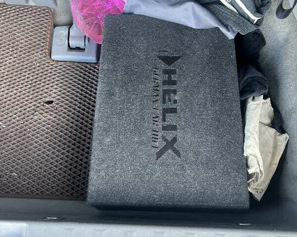 Черный Тойота Сиенна, объемом двигателя 2.69 л и пробегом 160 тыс. км за 14500 $, фото 13 на Automoto.ua