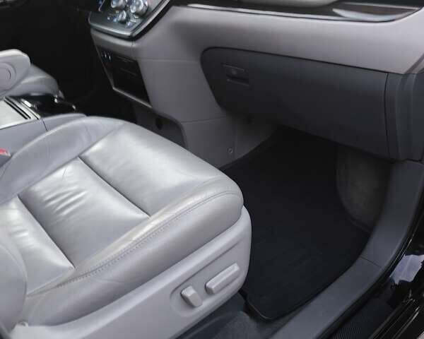 Чорний Тойота Сієнна, об'ємом двигуна 3.5 л та пробігом 170 тис. км за 17900 $, фото 24 на Automoto.ua