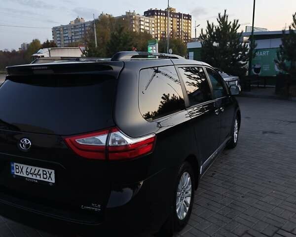 Чорний Тойота Сієнна, об'ємом двигуна 3.5 л та пробігом 170 тис. км за 17900 $, фото 2 на Automoto.ua