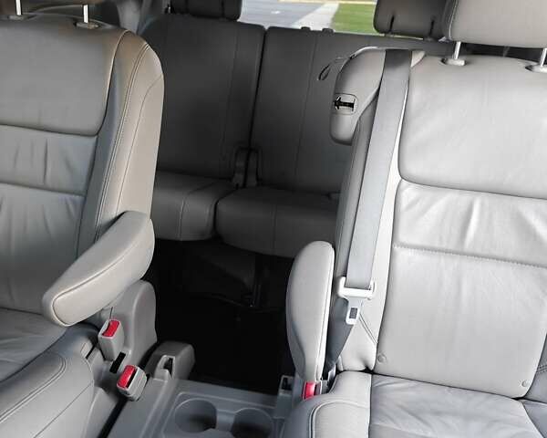 Чорний Тойота Сієнна, об'ємом двигуна 3.5 л та пробігом 170 тис. км за 17900 $, фото 18 на Automoto.ua