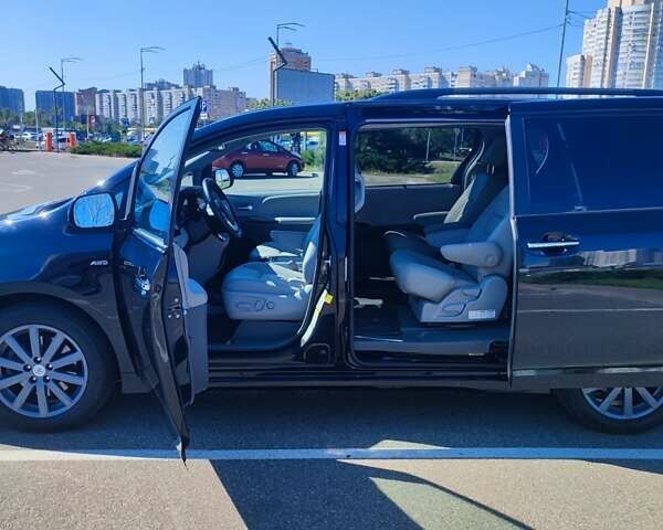 Черный Тойота Сиенна, объемом двигателя 3.46 л и пробегом 40 тыс. км за 28800 $, фото 13 на Automoto.ua