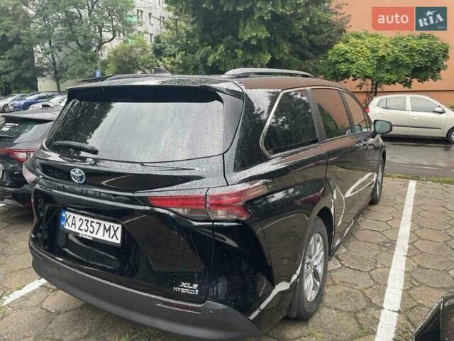 Чорний Тойота Сієнна, об'ємом двигуна 2.49 л та пробігом 150 тис. км за 32000 $, фото 4 на Automoto.ua