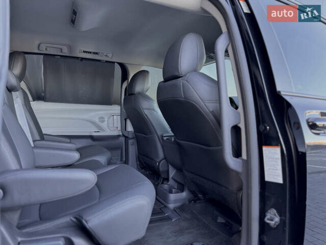 Черный Тойота Сиенна, объемом двигателя 2.49 л и пробегом 55 тыс. км за 43600 $, фото 13 на Automoto.ua