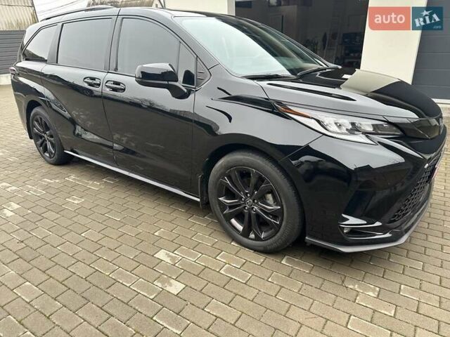 Черный Тойота Сиенна, объемом двигателя 2.5 л и пробегом 121 тыс. км за 37800 $, фото 5 на Automoto.ua