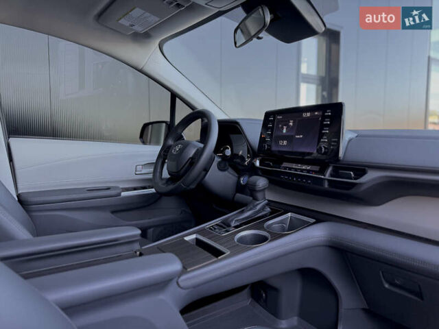 Черный Тойота Сиенна, объемом двигателя 2.49 л и пробегом 55 тыс. км за 43600 $, фото 30 на Automoto.ua