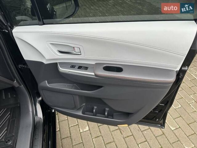 Черный Тойота Сиенна, объемом двигателя 2.5 л и пробегом 121 тыс. км за 37800 $, фото 14 на Automoto.ua