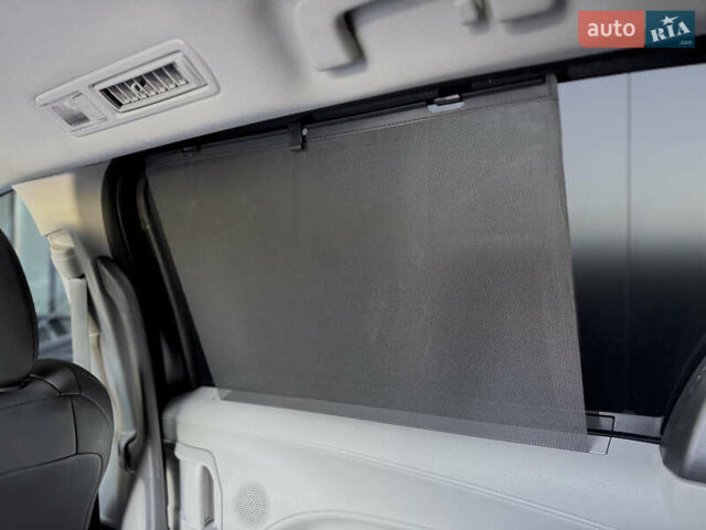 Черный Тойота Сиенна, объемом двигателя 2.49 л и пробегом 55 тыс. км за 43600 $, фото 29 на Automoto.ua