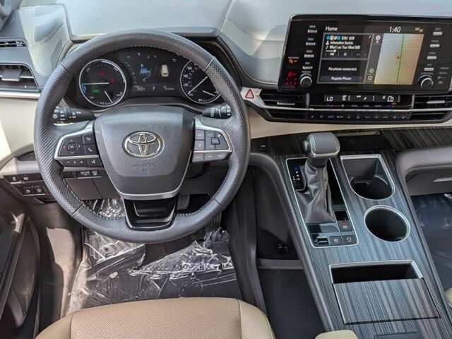 Чорний Тойота Сієнна, об'ємом двигуна 2.5 л та пробігом 19 тис. км за 13600 $, фото 7 на Automoto.ua