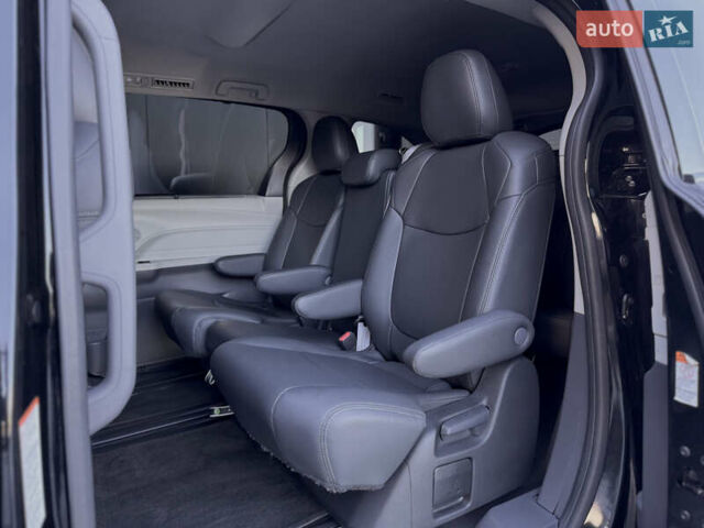 Черный Тойота Сиенна, объемом двигателя 2.49 л и пробегом 55 тыс. км за 43600 $, фото 16 на Automoto.ua