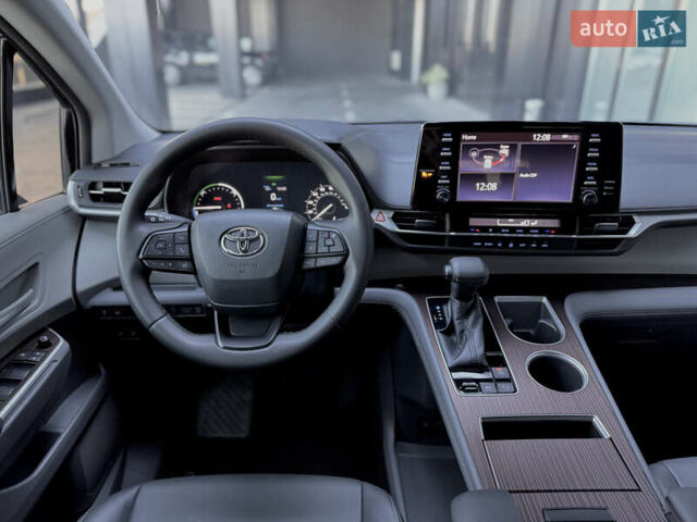 Черный Тойота Сиенна, объемом двигателя 2.49 л и пробегом 55 тыс. км за 43600 $, фото 20 на Automoto.ua