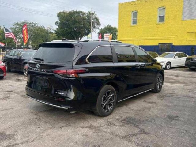 Чорний Тойота Сієнна, об'ємом двигуна 2.5 л та пробігом 5 тис. км за 23000 $, фото 2 на Automoto.ua