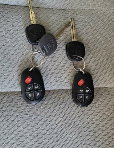 Коричневый Тойота Сиенна, объемом двигателя 3.46 л и пробегом 185 тыс. км за 17200 $, фото 25 на Automoto.ua