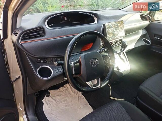 Коричневый Тойота Сиенна, объемом двигателя 1.5 л и пробегом 60 тыс. км за 16500 $, фото 40 на Automoto.ua