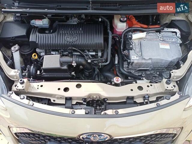 Коричневый Тойота Сиенна, объемом двигателя 1.5 л и пробегом 60 тыс. км за 16500 $, фото 81 на Automoto.ua