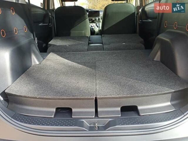 Коричневый Тойота Сиенна, объемом двигателя 1.5 л и пробегом 60 тыс. км за 16500 $, фото 73 на Automoto.ua