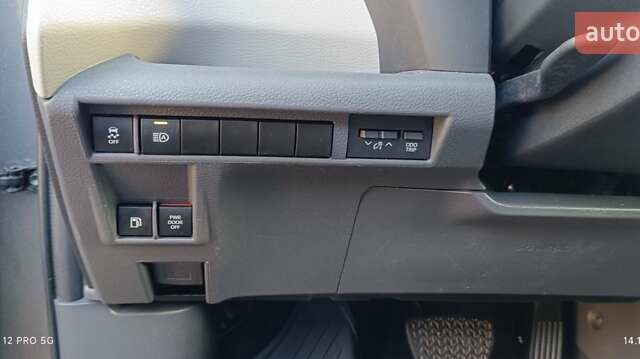 Коричневий Тойота Сієнна, об'ємом двигуна 2.5 л та пробігом 91 тис. км за 39700 $, фото 9 на Automoto.ua