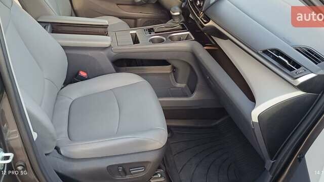 Коричневий Тойота Сієнна, об'ємом двигуна 2.5 л та пробігом 91 тис. км за 39700 $, фото 11 на Automoto.ua