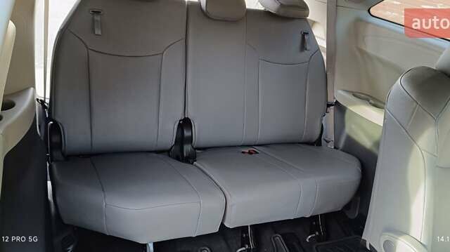 Коричневий Тойота Сієнна, об'ємом двигуна 2.5 л та пробігом 91 тис. км за 39700 $, фото 16 на Automoto.ua