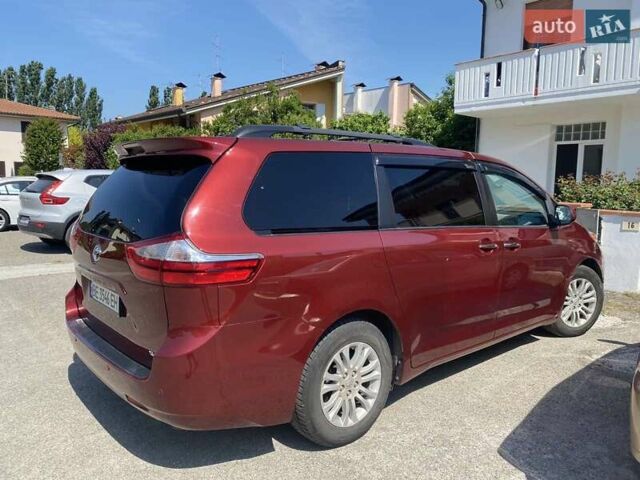 Червоний Тойота Сієнна, об'ємом двигуна 3.5 л та пробігом 125 тис. км за 25400 $, фото 3 на Automoto.ua