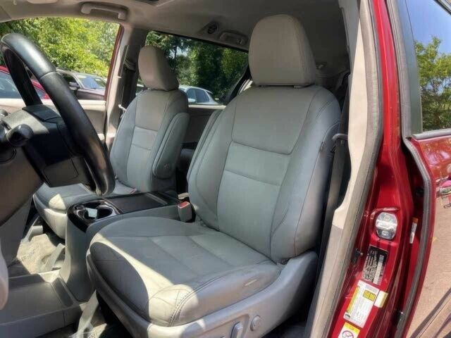 Красный Тойота Сиенна, объемом двигателя 3.5 л и пробегом 42 тыс. км за 15000 $, фото 6 на Automoto.ua