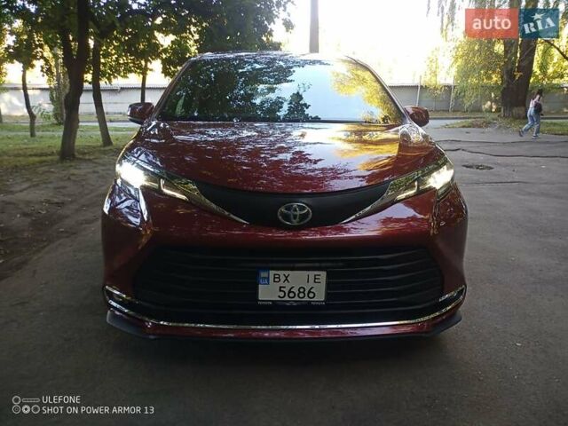 Червоний Тойота Сієнна, об'ємом двигуна 2.49 л та пробігом 112 тис. км за 39300 $, фото 5 на Automoto.ua