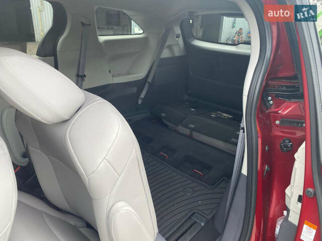 Красный Тойота Сиенна, объемом двигателя 2.49 л и пробегом 96 тыс. км за 35500 $, фото 8 на Automoto.ua