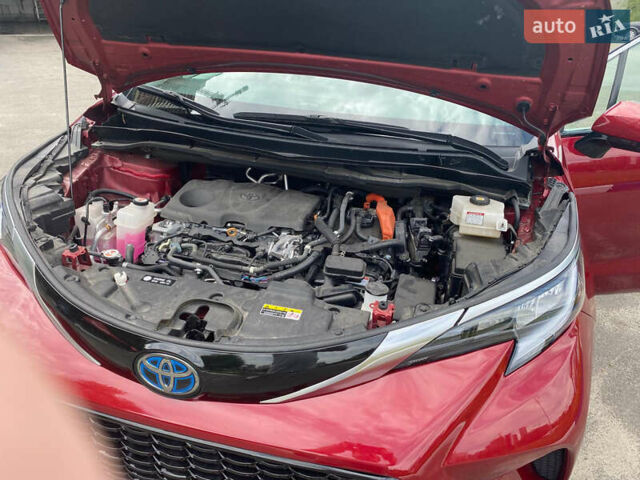 Красный Тойота Сиенна, объемом двигателя 2.49 л и пробегом 96 тыс. км за 35500 $, фото 11 на Automoto.ua