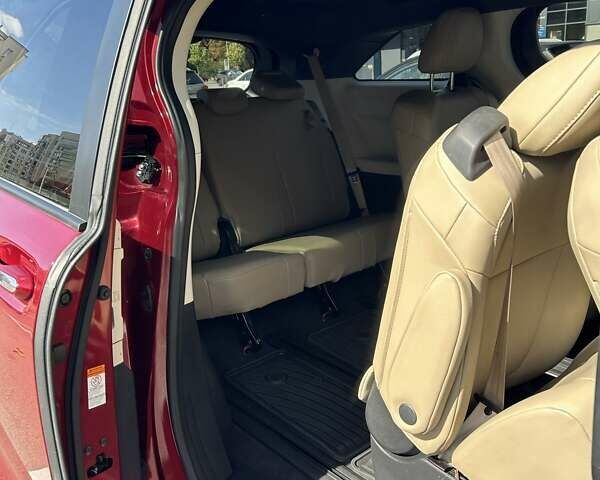 Червоний Тойота Сієнна, об'ємом двигуна 2.49 л та пробігом 112 тис. км за 39300 $, фото 10 на Automoto.ua
