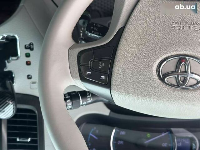 Тойота Сієнна, об'ємом двигуна 0 л та пробігом 280 тис. км за 15490 $, фото 21 на Automoto.ua