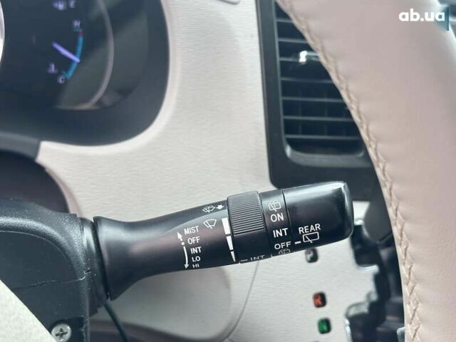 Тойота Сиенна, объемом двигателя 0 л и пробегом 280 тыс. км за 15990 $, фото 24 на Automoto.ua