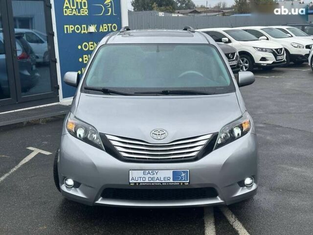 Тойота Сиенна, объемом двигателя 0 л и пробегом 280 тыс. км за 15990 $, фото 3 на Automoto.ua