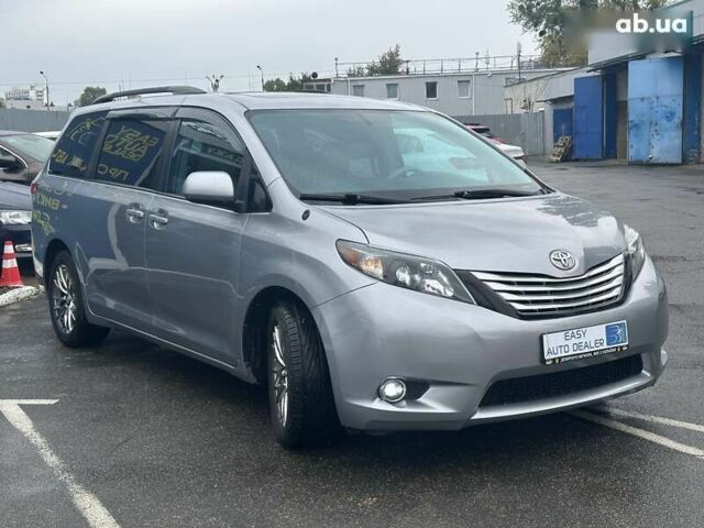 Тойота Сієнна, об'ємом двигуна 0 л та пробігом 280 тис. км за 15490 $, фото 4 на Automoto.ua