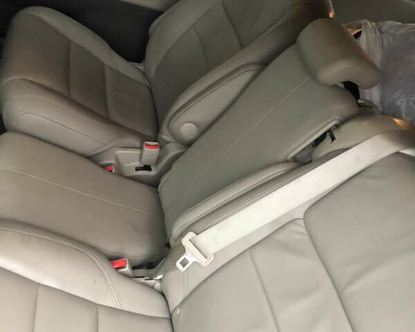 Тойота Сієнна, об'ємом двигуна 3.5 л та пробігом 81 тис. км за 27000 $, фото 5 на Automoto.ua
