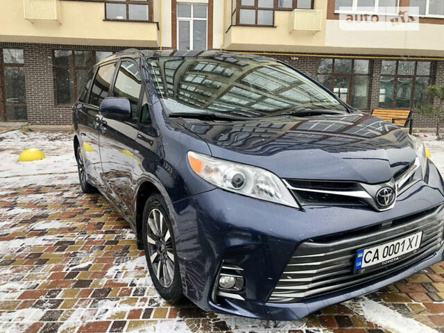 Тойота Сієнна, об'ємом двигуна 3.49 л та пробігом 98 тис. км за 32500 $, фото 1 на Automoto.ua