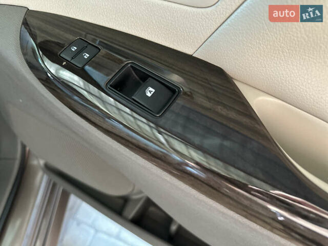 Тойота Сиенна, объемом двигателя 3.5 л и пробегом 53 тыс. км за 29500 $, фото 35 на Automoto.ua