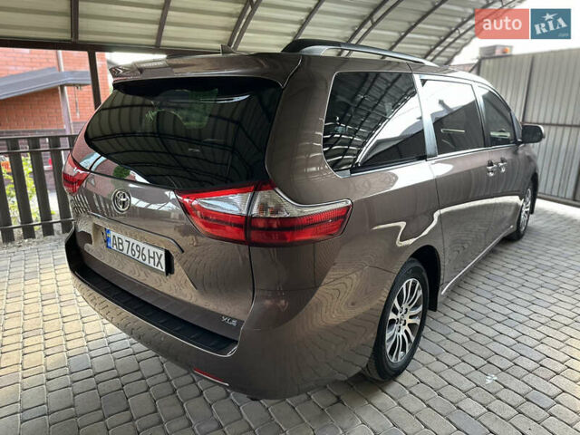 Тойота Сиенна, объемом двигателя 3.5 л и пробегом 53 тыс. км за 29500 $, фото 11 на Automoto.ua