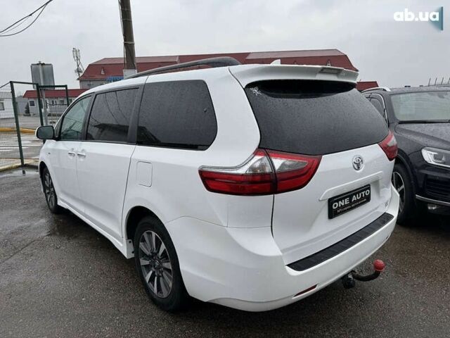 Тойота Сієнна, об'ємом двигуна 3.5 л та пробігом 124 тис. км за 24990 $, фото 7 на Automoto.ua