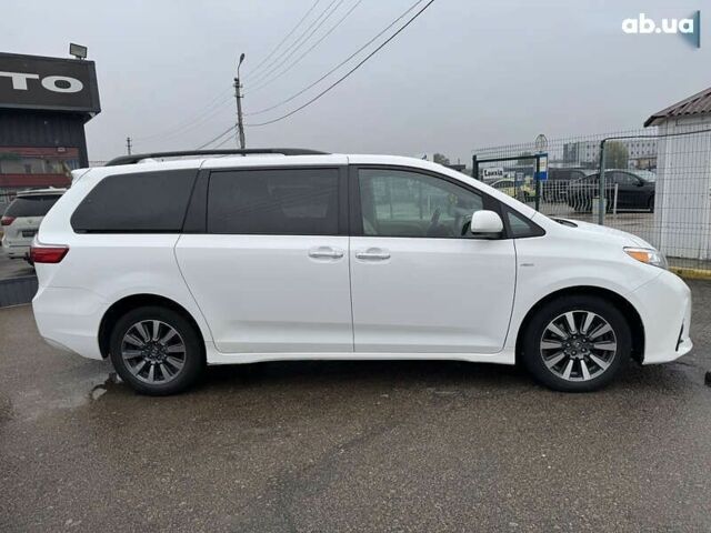 Тойота Сієнна, об'ємом двигуна 3.5 л та пробігом 124 тис. км за 24990 $, фото 5 на Automoto.ua