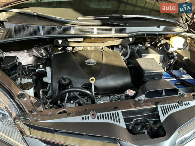 Тойота Сиенна, объемом двигателя 3.5 л и пробегом 53 тыс. км за 29500 $, фото 42 на Automoto.ua