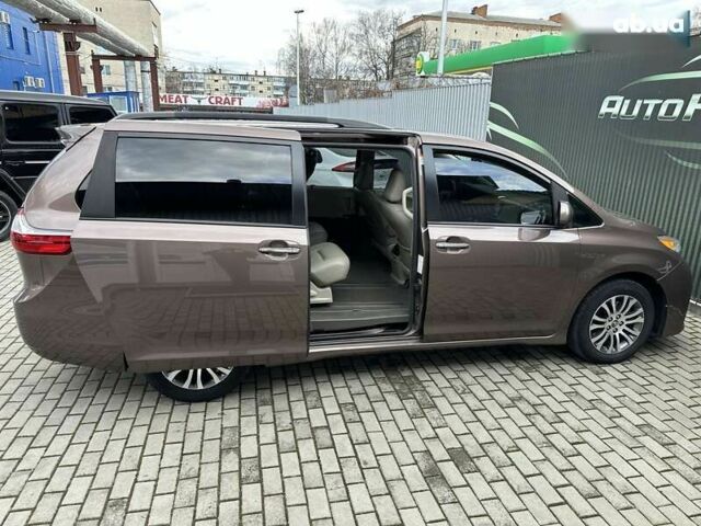 Тойота Сиенна, объемом двигателя 3.5 л и пробегом 55 тыс. км за 28500 $, фото 28 на Automoto.ua