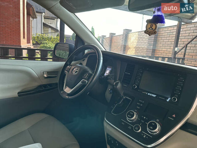 Тойота Сиенна, объемом двигателя 3.5 л и пробегом 53 тыс. км за 29500 $, фото 37 на Automoto.ua